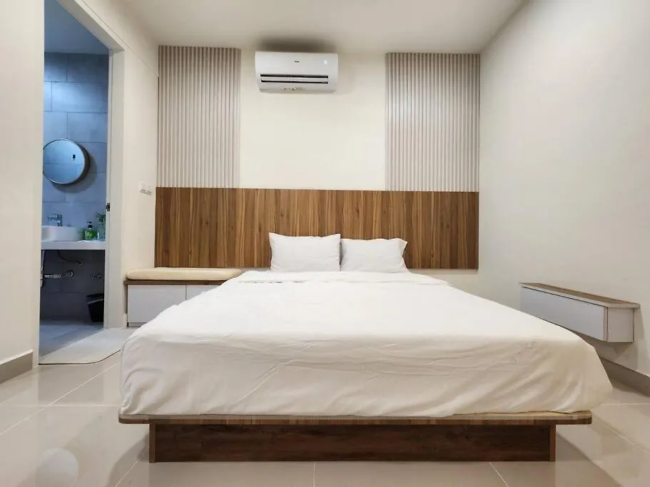 Bc Kk Cbd Hotel Service Suite The Shore Kota Kinabalu